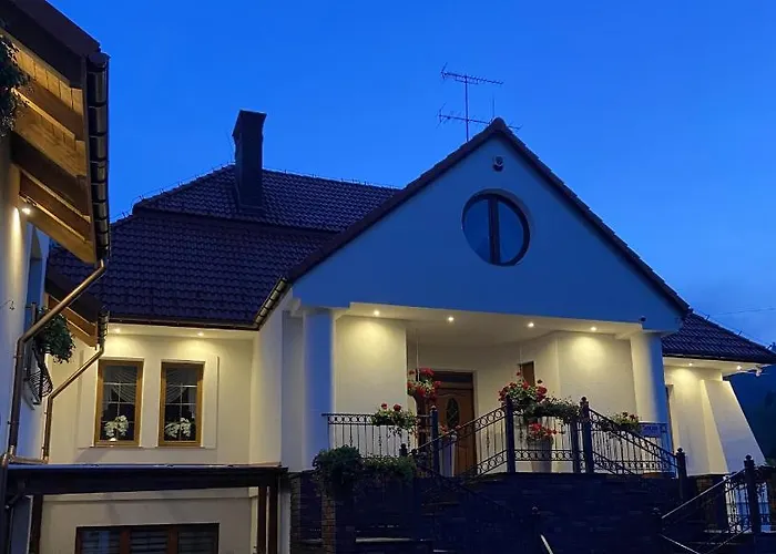 Lesne Wzgorze בית הארחה