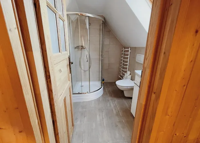 Lesne Wzgorze בית הארחה