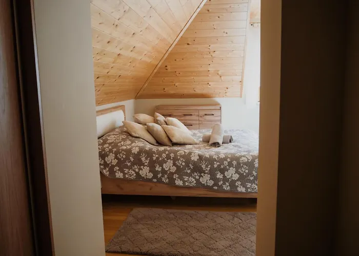 Lesne Wzgorze Konukevi 3*